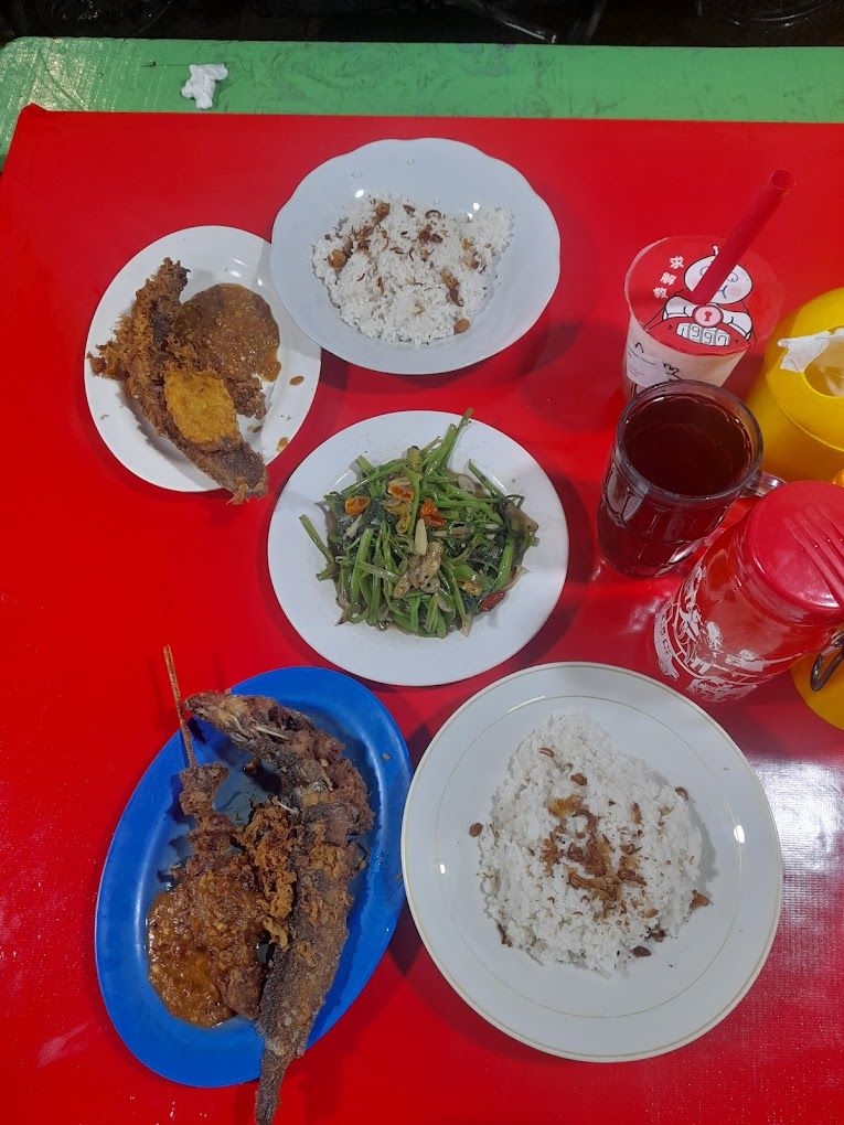 5 Nasi Uduk yang Terkenal Enak di Jatinegara, Sudah Coba?