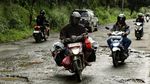 Awas! Jalan Gunung Sindur Arah Serpong Rusak