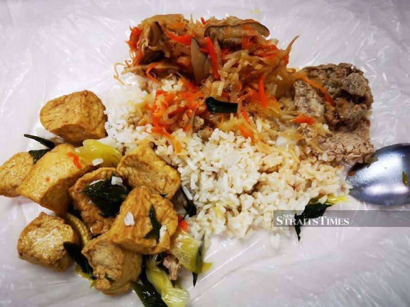 Beli Nasi Lauk Tahu di Warung, Wanita Ini Kesal Ditagih Rp 44 Ribu!