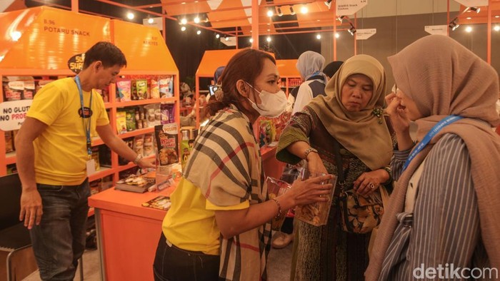 Berburu Produk UMKM di BRI UMKM EXPO(RT) 2025 BRI UMKM EXPO(RT) 2025 kembali hadir di BSD, Tangerang. Tahun ini, BRI UMKM EXPO(RT) 2025 akan menampilkan 1.000 UMKM terbaik dari seluruh Indonesia.