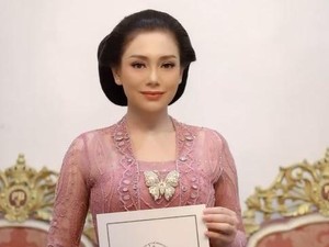 Keraton Solo Ungkap Alasan Beri Gelar Bangsawan ke Celine Evangelista
