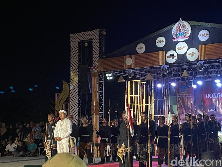 Momen Dedi Mulyadi Kukuhkan DKD Pangandaran