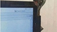 Nah ini buat mengetahui ada apa di belakang kita tanpa perlu menoleh (Bored Panda)
