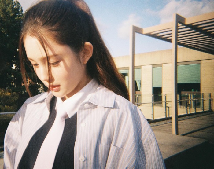 Hearts2Hearts Teaser foto debut girlband baru SM Entertainment Hearts2Hearts (H2H).