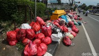 Warga setempat pun geram dengan oknum tidak bertanggung jawab tersebut. 