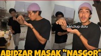 Selain jago masak steak, Abidzar juga suka masak nasi goreng dengan teman-temannya. Foto: Site/Instagram