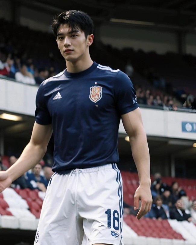 Video tersebut disukai lebih dari 47 ribu kali dan dilihat lebih dari 241 ribu kali dalam sehari. Di kolom komentar, banyak orang yang bertanya-tanya siapa nama pemain bola tersebut dan di klub mana i bermain. Foto: Instagram @kimyosh_ai