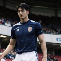 Video tersebut disukai lebih dari 47 ribu kali dan dilihat lebih dari 241 ribu kali dalam sehari. Di kolom komentar, banyak orang yang bertanya-tanya siapa nama pemain bola tersebut dan di klub mana i bermain. Foto: Instagram @kimyosh_ai