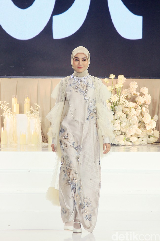 Inilah koleksi terbaru Brand Vanilla Hijab untuk baju lebaran 2025 bertempat di Sampoerna Strategic Square, Karet Semanggi, Jakarta Selatan, Kamis [30/1/2025]. Foto: Mohammad Abduh/detikcom.