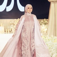 Inilah koleksi terbaru Brand Vanilla Hijab untuk baju lebaran 2025 bertempat di Sampoerna Strategic Square, Karet Semanggi, Jakarta Selatan, Kamis [30/1/2025]. Foto: Mohammad Abduh/detikcom.