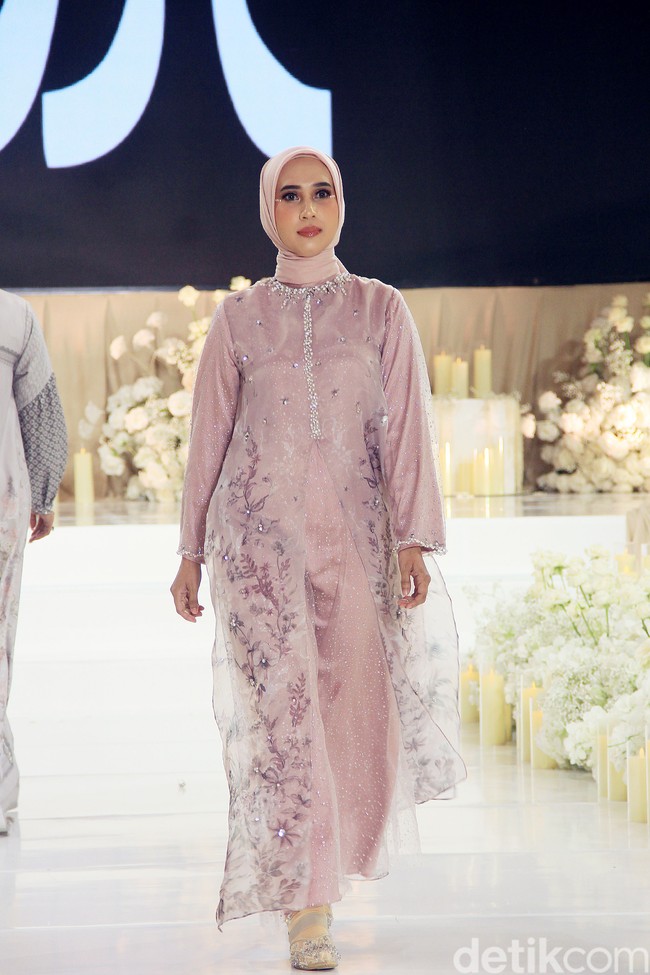 Inilah koleksi terbaru Brand Vanilla Hijab untuk baju lebaran 2025 bertempat di Sampoerna Strategic Square, Karet Semanggi, Jakarta Selatan, Kamis [30/1/2025]. Foto: Mohammad Abduh/detikcom.
