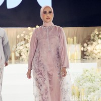 Inilah koleksi terbaru Brand Vanilla Hijab untuk baju lebaran 2025 bertempat di Sampoerna Strategic Square, Karet Semanggi, Jakarta Selatan, Kamis [30/1/2025]. Foto: Mohammad Abduh/detikcom.