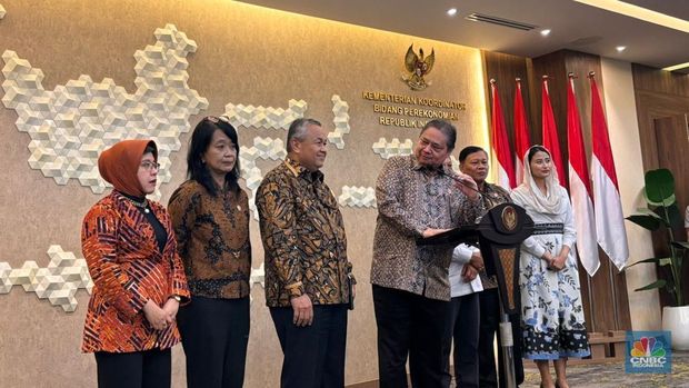 Konferensi Pers Hasil High Level Meeting Tim Pengendalian Inflasi Pusat (HLM TPIP) pada Jumat, (31/1/2025). (CNBC Indonesia/Mentari Puspadini)