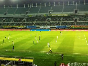 Hasil Liga 1: Persebaya Vs Persita Tuntas Tanpa Pemenang