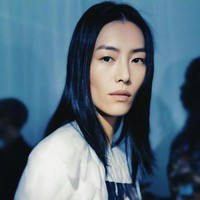 The Golden Ratio yang berasal dari fisiologi Yunani biasa digunakan untuk memandu proprosi dalam seni, arsitektur, juga keindahan manusia. Dokter Julian menggunakan rasio itu untuk menilai wajah 10 model yang paling mendekati kesempurnaan. Foto: Instagram @liuwenlw