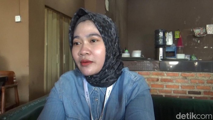 Manager Humas RS Mutiara Aini, Lia Ambarwati, saat memberi keterangan.