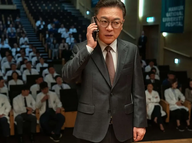 Pemain Drama Korea The Trauma Code: Heroes On Call