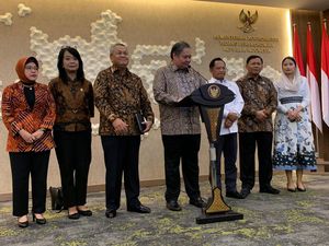 Menteri Ekonomi Prabowo Waspadai Ancaman Trump Effect!