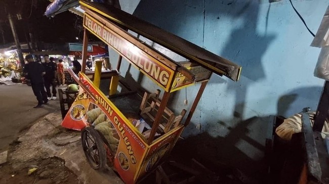 7 Fakta Artis FTV Larasati Mengantuk hingga Celaka Mobil Terbalik