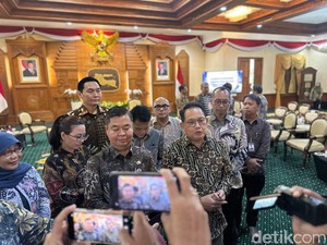 Pj Gubernur Jakarta Bertamu ke Grahadi Temui Adhy Karyono, Ini yang Dibahas