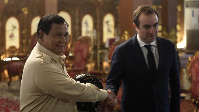 Prabowo menerima Menhan Prancis