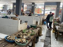 Harga Ikan di Pasar Tambaklorok Semarang Melejit Imbas Cuaca Buruk