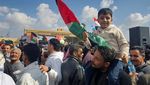 Warga Mesir Demo Tolak Usul Trump untuk Relokasi Warga Gaza