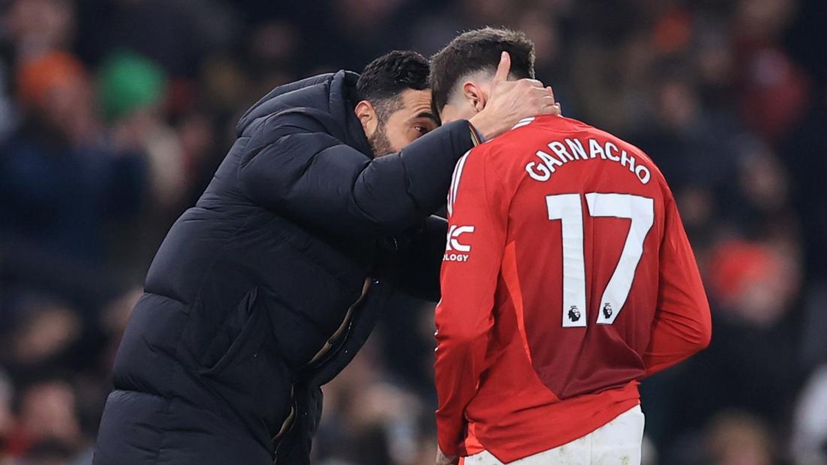 Amorim dan Garnacho dalam pertandingan melawan Southampton pada Januari lalu. Foto: Offside via Getty Images/Simon Stacpoole/Offside