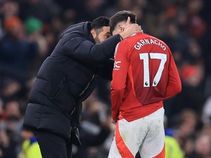 Amorim Persilakan Garnacho Pergi dari MU