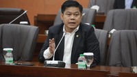 Anggota DPR Minta Operator Ikuti Putusan MK soal Sisa Kuota Internet