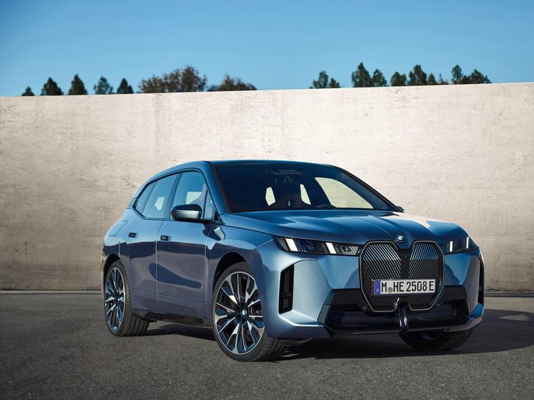 Tak Banyak Berubah, Begini Wujud BMW iX Terbaru