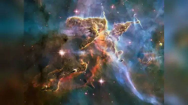 Galaxy Bimasakti Potret Galaksi Bimasakti (Milky Way) tempat kita tinggal adalah galaksi yang sangat indah. Simak pesonanya dari foto-foto yang dibagikan NASA berikut ini.