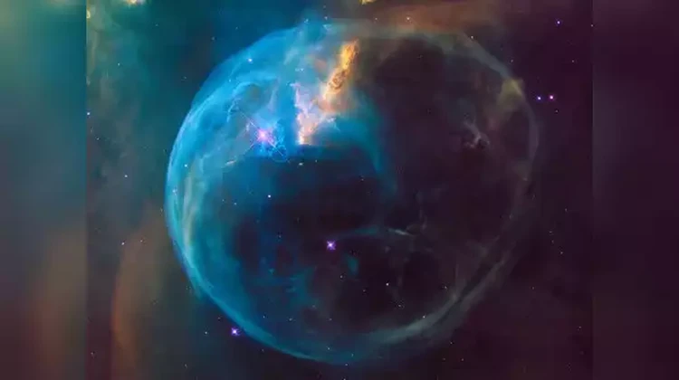 Galaxy Bimasakti Potret Galaksi Bimasakti (Milky Way) tempat kita tinggal adalah galaksi yang sangat indah. Simak pesonanya dari foto-foto yang dibagikan NASA berikut ini.