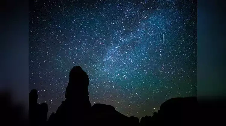 Galaxy Bimasakti Potret Galaksi Bimasakti (Milky Way) tempat kita tinggal adalah galaksi yang sangat indah. Simak pesonanya dari foto-foto yang dibagikan NASA berikut ini.