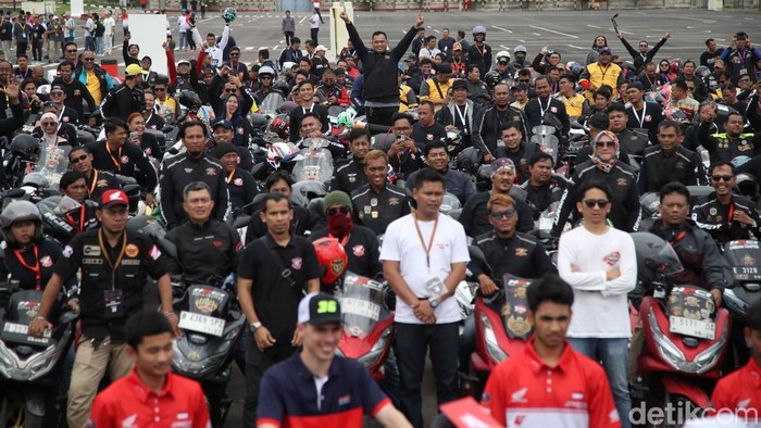 Joan Mir dan Luca Marini Sapa 500 Bikers Honda PCX