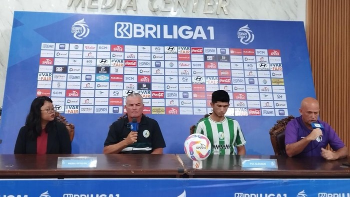 Jumpa pers PSS Sleman jelang menghadapi Borneo FC di Stadion Batakan, Balikpapan, Sabtu (1/2/2025).