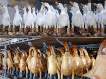 Limbah Bambu Disulap Jadi Patung Bebek Tembus Pasar Jerman, Ini Kisahnya