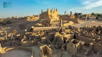 Hal ini mencerminkan kedalaman budaya dan sejarah, serta warisan arsitektur Wilayah Al-Jawf, yang merupakan salah satu wilayah terkaya di Kerajaan, dengan situs, tulisan, gambar, dan prasasti Islam, Thamudic, Nabatean, dan Romawi. Foto: Saudi Press Agency