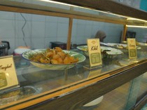 Wujud Terima Kasih Dani Lewat Warteg Tak Biasa