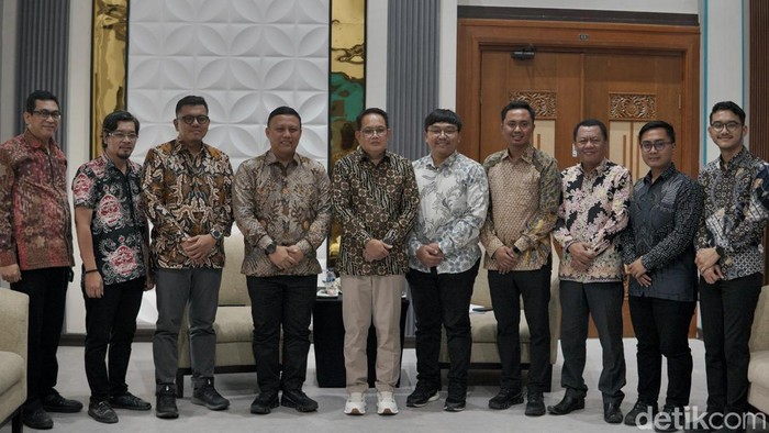 Pj Gubernur Jatim Adhy Karyono Sambut Baik Usulan BUMDesa Dilibatkan Dalam Program MBG