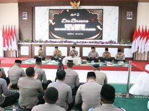 Polisi Doa Bersama untuk Korban Tragedi Outing Class SMPN 7 Mojokerto