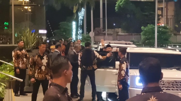 Presiden Prabowo hadiri pernikahan putra Hatta Rajasa