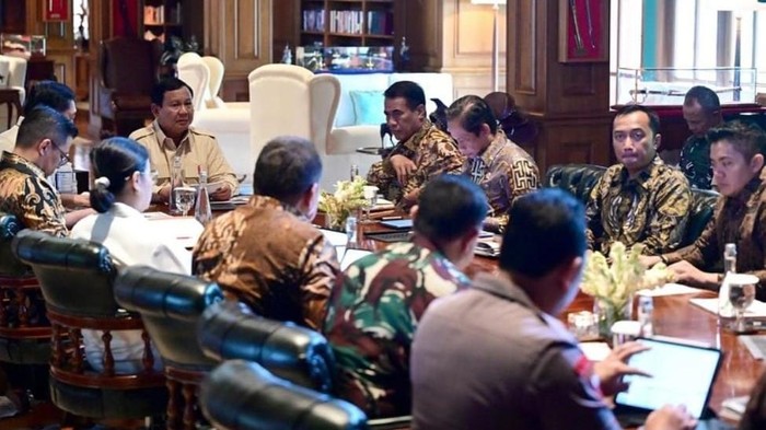 Rapat penataan lahan sawit di rumah Prabowo