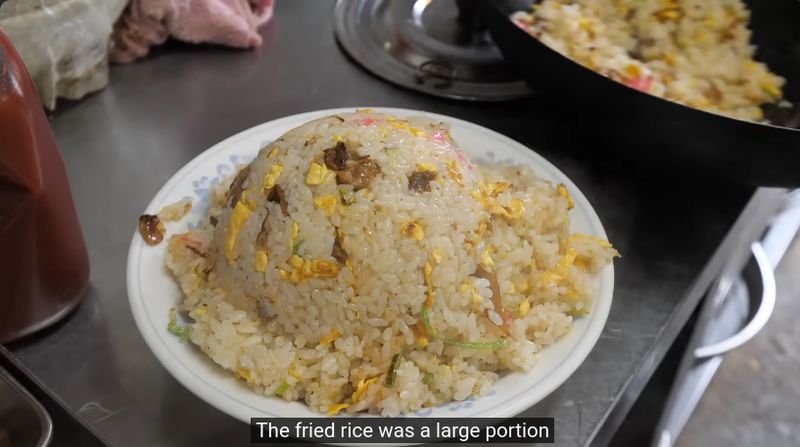 restoran sajian menu nasi jumbo di Jepang