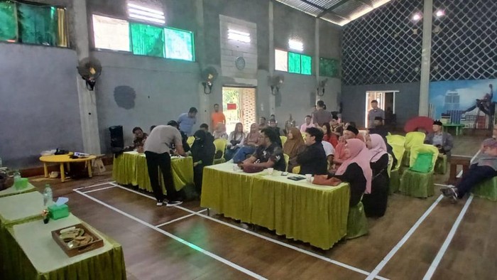 Sosialisasi program makan bergizi gratis (MBG) yang digelar di Kraton, Pasuruan diduga penipuan.