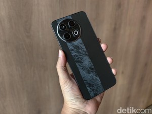 Review Tecno Spark 30 Pro: Desain Futuristik dan Spesifikasi Menarik