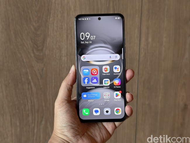 Review Tecno Spark 30 Pro: Desain Futuristik dan Spesifikasi Menarik