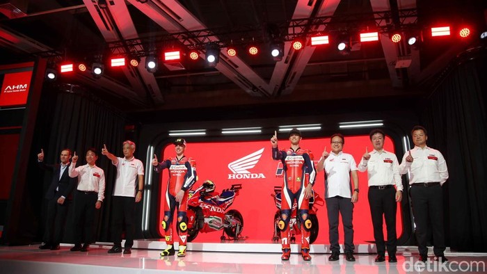 Honda Racing Corporation (HRC) resmi meluncurkan tim dan livery baru untuk MotoGP 2025. Peluncuran tersebut digelar di Cikarang, Jawa Barat.