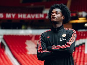 Ayden Heaven Resmi Gabung, Fans MU Antusias Banget