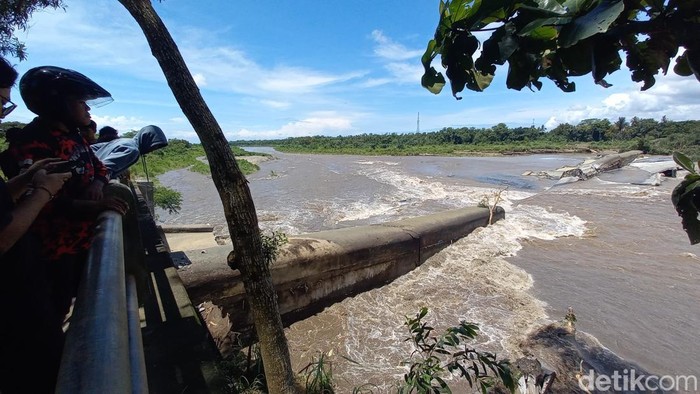 Kondisi dam Srandakan Bantul yang jebol beberapa waktu lalu. Foto diunggah Minggu (2/2/2025).